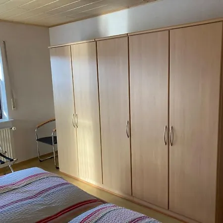 Διαμέρισμα Fuer Bis Zu 4 Personen Schoenstadt